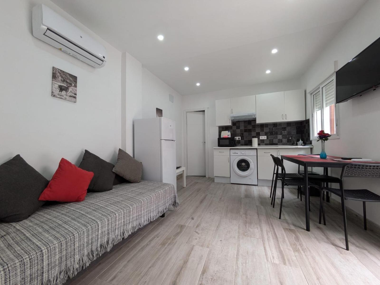 Madrid Apartaments Exterior photo
